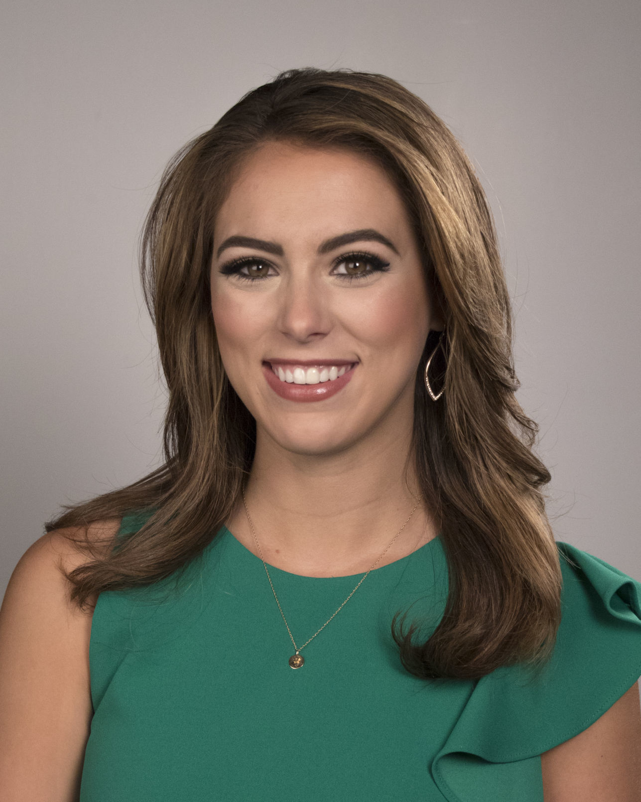 Casper moves from KGUN to KVOA to sit in noon, 4 p.m. anchor chair